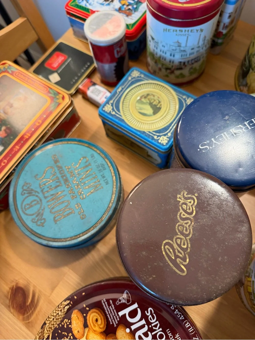 Vintage Advertising Tin Can Box Lot of 35 Hershey, Pepsi, Nestle, Planters GOOD